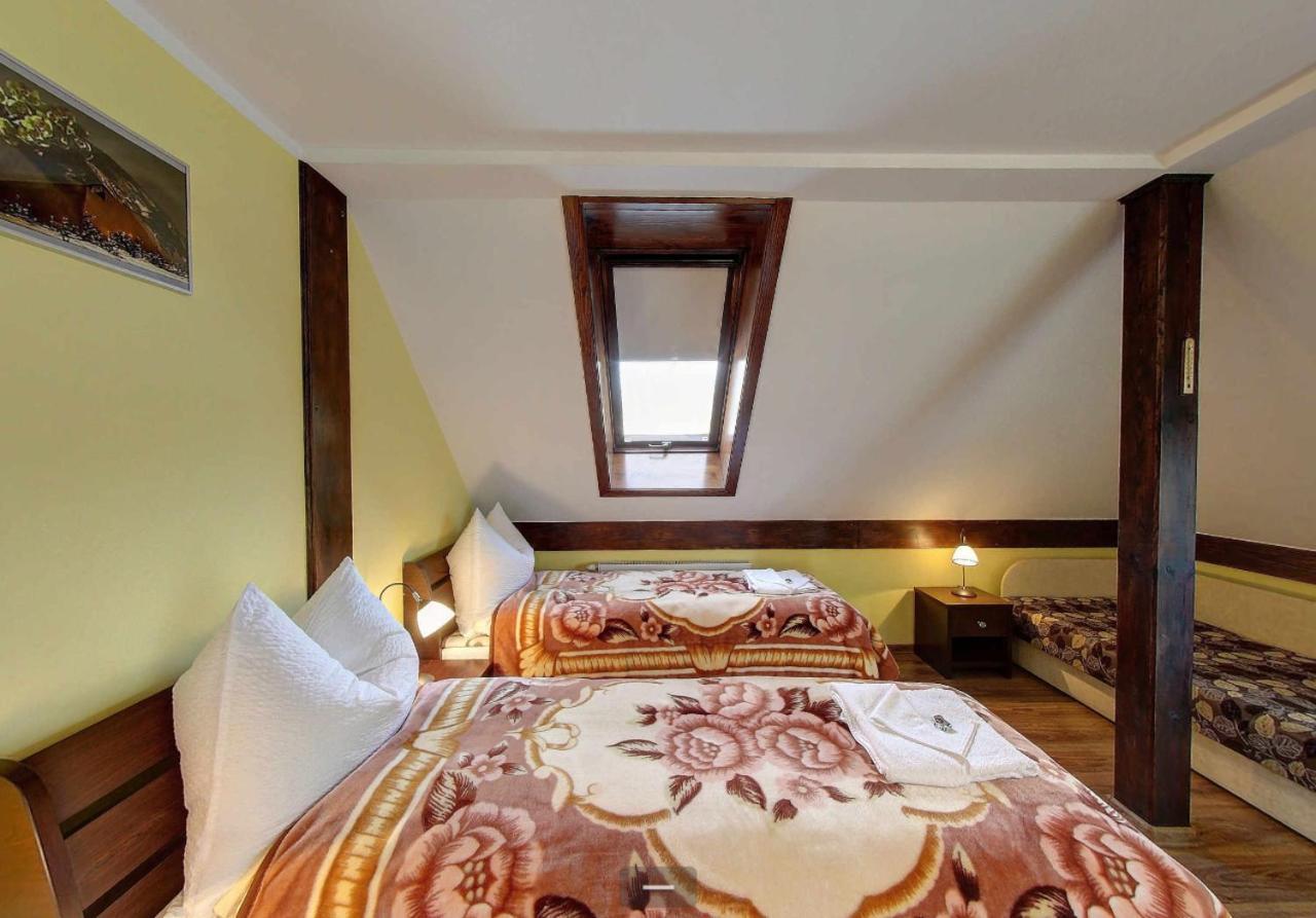 Villa Jura Pokoje Goscinne Zarki Dış mekan fotoğraf