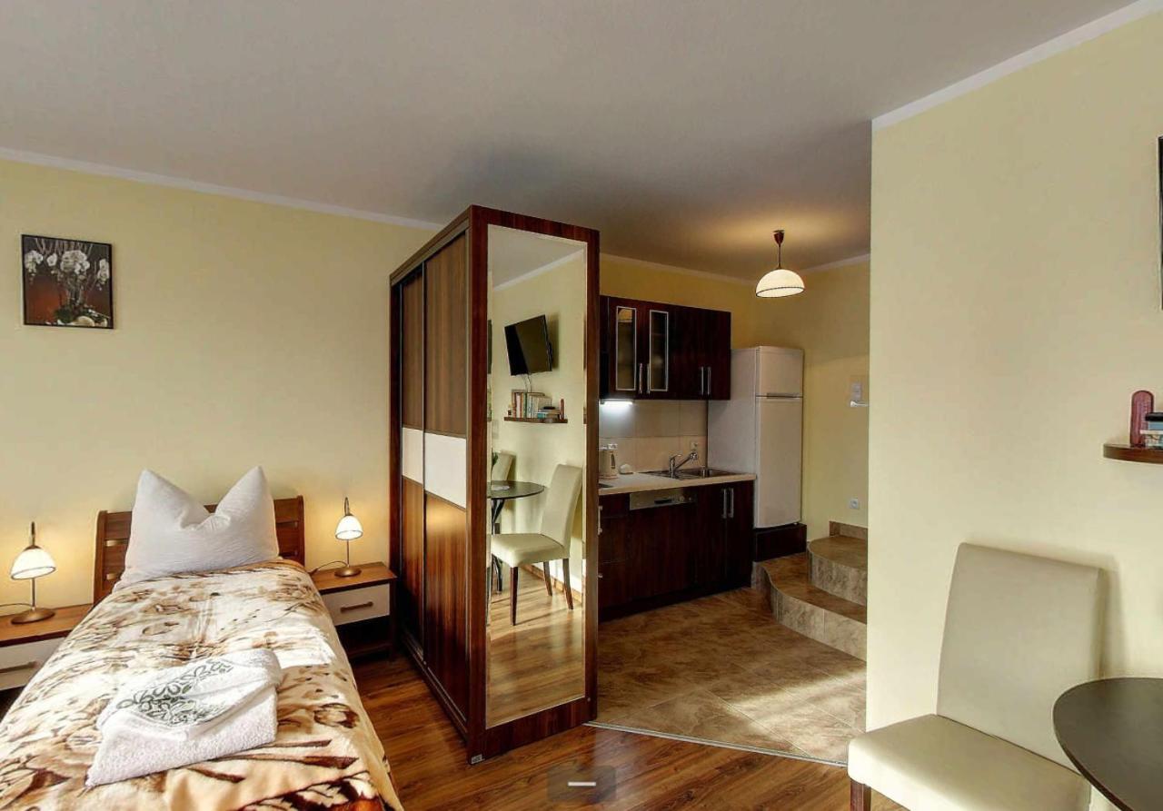 Villa Jura Pokoje Goscinne Zarki Dış mekan fotoğraf