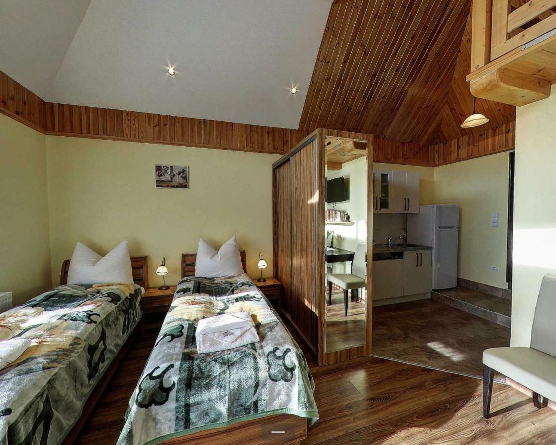 Villa Jura Pokoje Goscinne Zarki Dış mekan fotoğraf